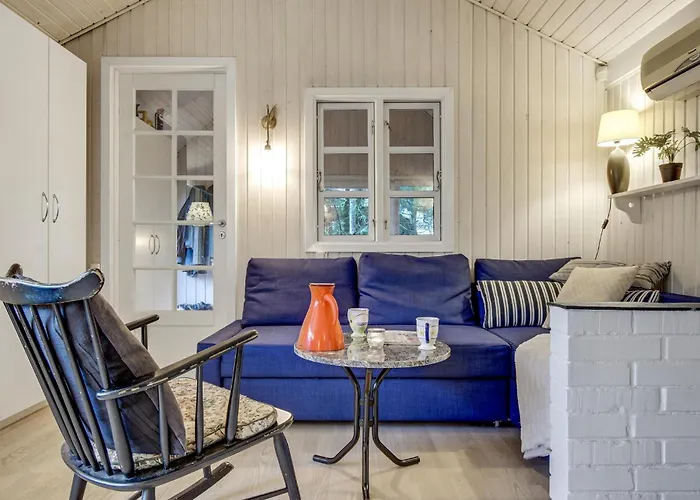 1 Bedroom Lovely In *